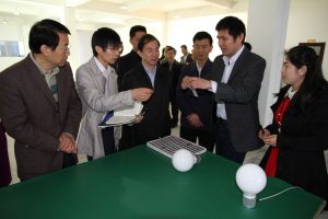 四川省领导摇钱树娱乐电子考察无极灯项目